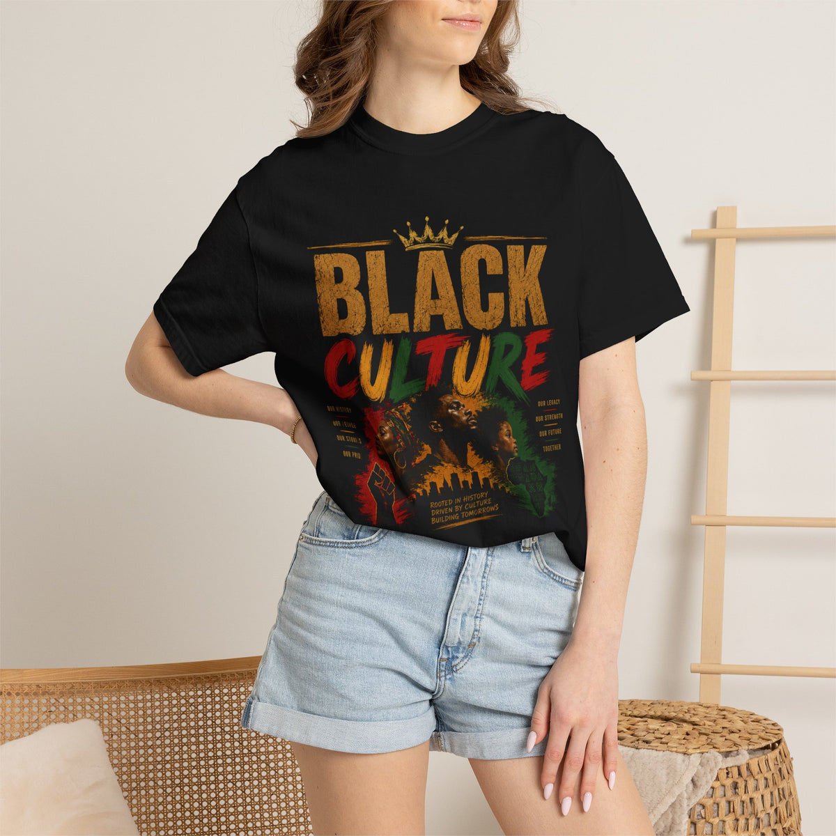 Black Culture Graphic T‑Shirt – Bold Crowned Heritage Design